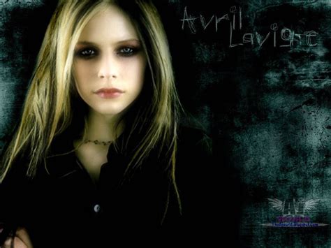 Avril Lavigne Hot And Sexy Images No Agenda Zone