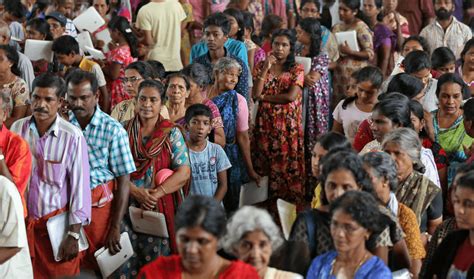 Prime minister narendra modi has landed in kerala's capital thiruvananthapuram. Many missing in India's flood-hit Kerala as death toll rises