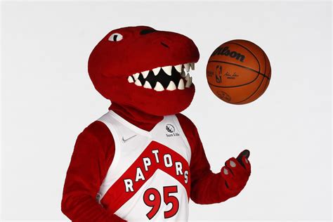 Help Send Toronto Raptors Mascot The Raptor To The Hall Of Fame