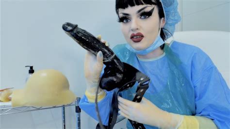 Sex Education Gloves And Silicone Pussy Empress Poison