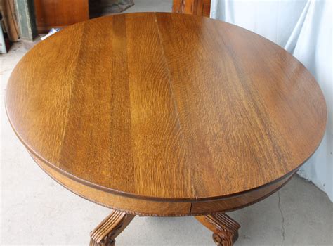 See more ideas about diy table top, diy table, table. Bargain John's Antiques | Antique Round Oak Dining Table ...