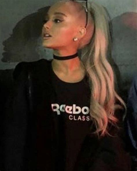 New Cute Photo Of Ariana Grande With Platinum Blonde Hair Shes