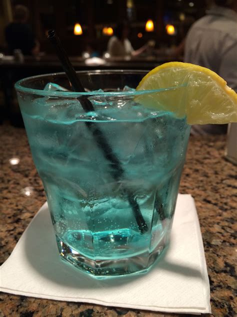 Delightful Drinks To Mix With Blue Raspberry Vodka