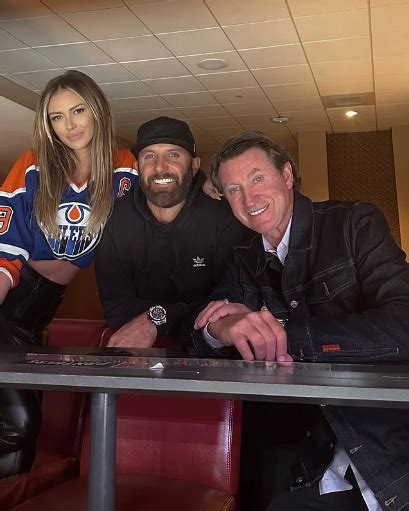 Heres A Sneak Peek Into Wayne Gretzkys Daughter Paulina Gretzky And