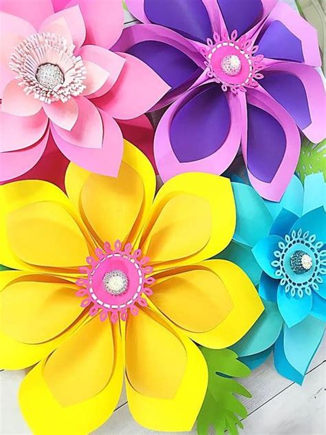 Large Paper Flowers Giant Paper Flowers Diy Flowers Hawaiian Party