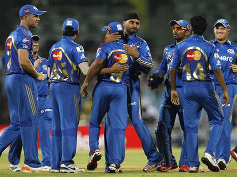Fans talk about mumbai indians' history of producing young players | #mxtakatakmilive. Cricket Wallpapers: 2012 Mumbai Indians Wallpaper