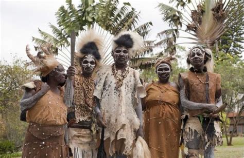 Kikuyu Tribe Of Kenya Facts Language Women People And Houses