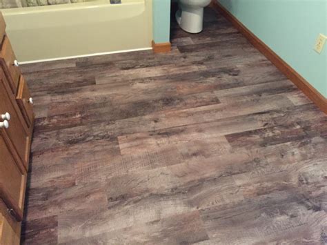 Ft./case) achieve a seamless authentic wood look with achieve a seamless authentic wood look with the trafficmaster edwards oak 6 in. Labor Cost To Install Vinyl Plank Flooring - Walesfootprint.org