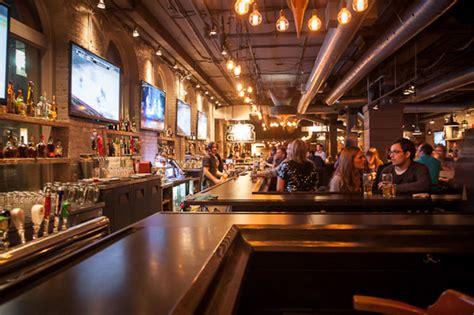 The top 15 bars & pubs near the ACC and Rogers Centre