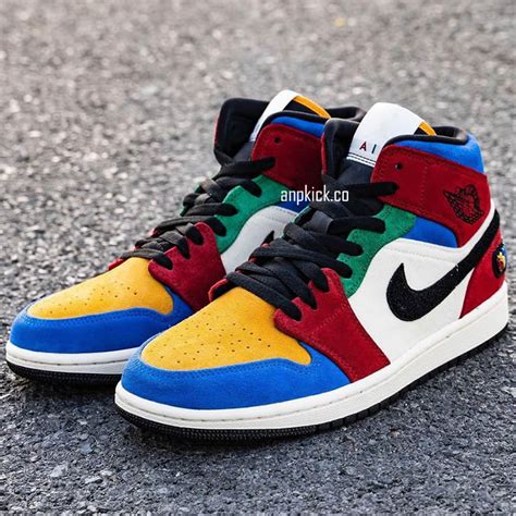 This product is considered a quickstrike (qs). Blue The Great x Air Jordan 1 Mid "Fearless" Outfit ...