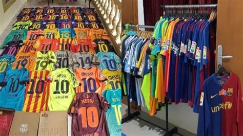 La colección de camisetas de Leo Messi más impactante del ...