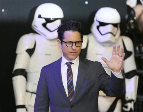 Star Wars Episode 9 Release Date Plot Rumors Premiere Moved Back