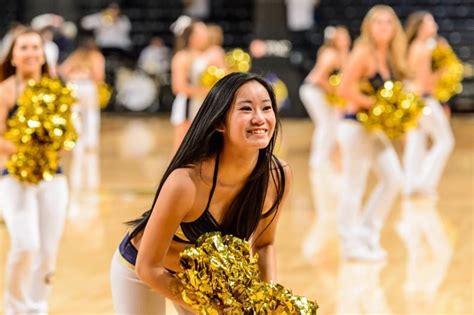 Team Spotlight Georgia Techs Positive And Spirited Goldrush Dance Team