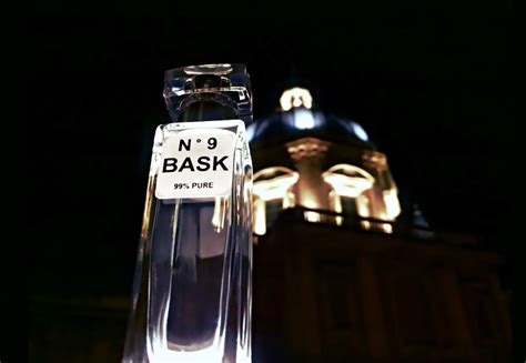 N O 9 Bask 99 Percent Pure For Women 105 Oz Glass Bottle Spray
