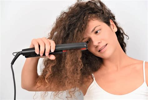 The 10 Best Flat Irons For Curly Hair In 2022 Beauty Mag
