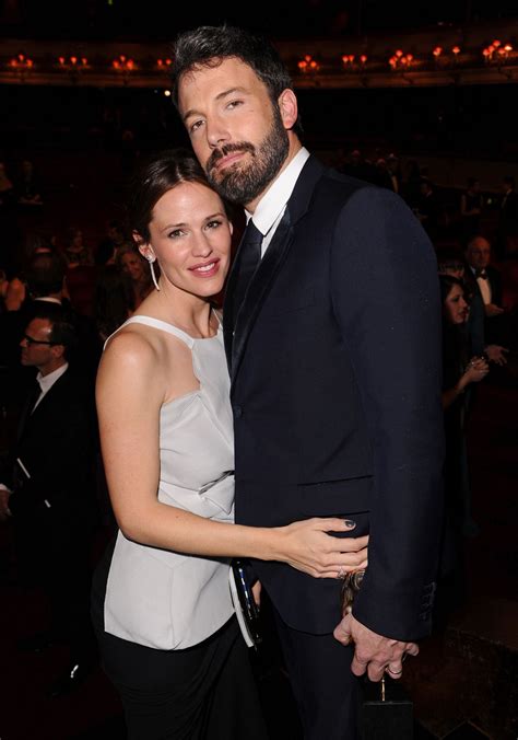 Jennifer Garner And Ben Affleck Will Still Live Together Post Divorce Glamour