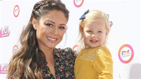 Vanessa Lachey Responds To Tweet Saying Daughter With Husband Nick