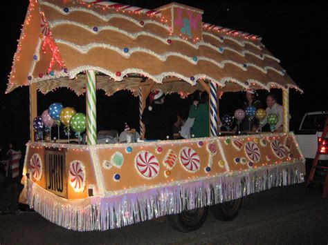 Pin By Ermagilchrist On Pellet Stove Christmas Parade Floats