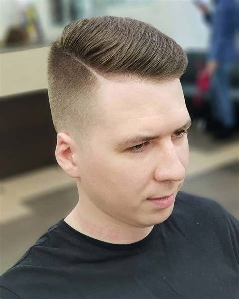 The trend for men's hair 2019, however, points to short male cuts combed backwards. Men short hairstyles 2019: Top 7 male short haircuts 2019 ...