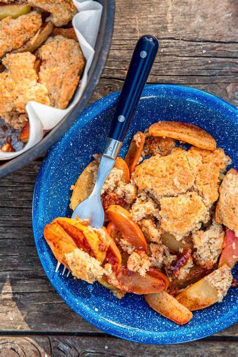 This Week's Recipe: Dutch Oven Apple Cobbler