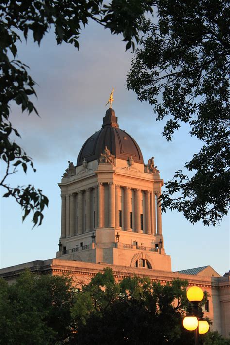 Manitoba Legislature Building Winnipeg Manitoba On Canad Flickr