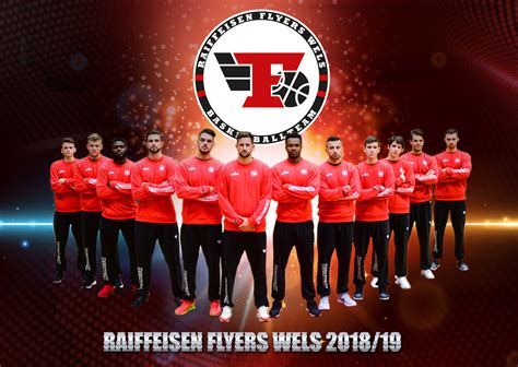 Raiffeisen FLYERS WELS Teamfoto V_Flyers Wels 18-19 - Raiffeisen FLYERS WELS