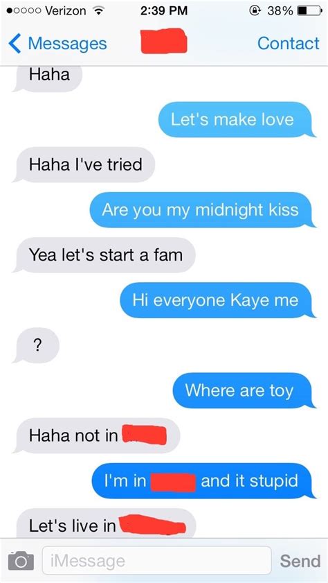 People Reveal Their Most Absurd Booty Call Texts
