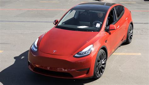 This 2020 Tesla Model Y Performance Celebrates 1000000th Production