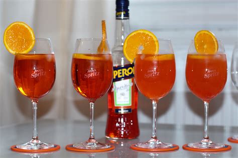What makes aperol spritz, aperol spritz. A Night With Aperol Spritz | electru.de