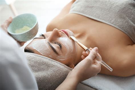 5 Tips On How To Become A Successful Esthetician