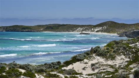 5 Best Surf Beaches Near Perth Au