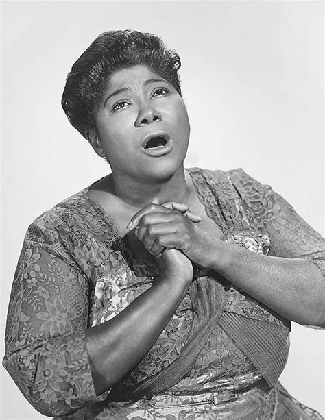 Who Is Mahalia Jackson About The Famous Gospel Singer Hollywood Life