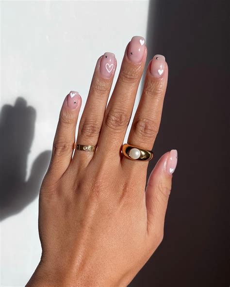 Clean Girl Nails Are Trending Here Are 15 Minimalist Manicures To Try