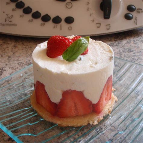 Fraisier Mascarpone Basilic Et Citron Vert Recette Fraisier