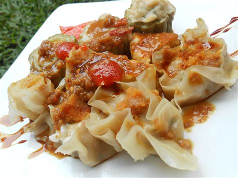 Boleh cuba masak untuk ahli keluarga. Cara Membuat Sambal Kacang Siomay dan Siomay Ikan Khas Bandung