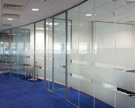 Single Glazed Frameless Glass Partitions And Walls Avanti Systems Usa