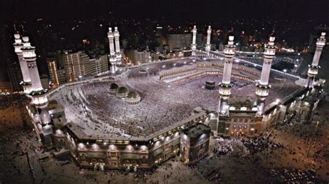 Akhirnya, saya mengucapkan selamat menunaikan ibadah haji kepada semua umat islam, sama ada yang sudah sampai atau yang akan berangkat ke tanah suci mekah. 7 Tempat Jemaah Menunaikan Ibadah Haji di Arab Saudi Ini ...