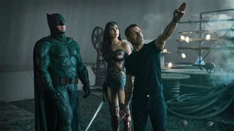 Zack Snyder Habría Usado Bots Y Cuentas Falsas Para Lanzar Su Corte De Justice League — Futuro