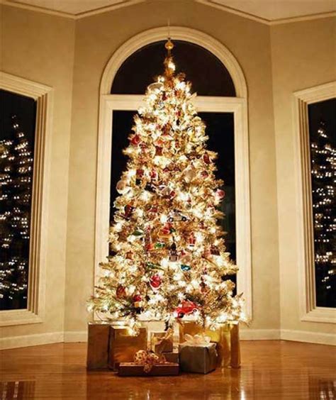 30 Pretty Christmas Tree Ideas Decoomo