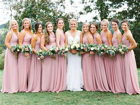 How To Use Pantones Colors For Your Spring Wedding
