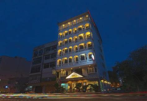 Stesen bas kota bharu asub kohas pahangi osariik. Senarai Hotel Popular di Kota Bharu