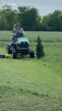 Riding Lawn Mower GIFs Tenor