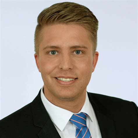 Mit angabe meiner nachstehenden kontaktdaten willige ich ein, dass mich die bank auf diesen wegen über die kontoeröffnung und damit über das girokonto informiert. Timo Oertel - Bezirksdirektor - Bausparkasse Schwäbisch ...