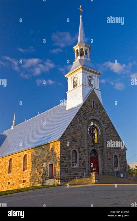 Quebec Churches Hi Res Stock Photography And Images Alamy