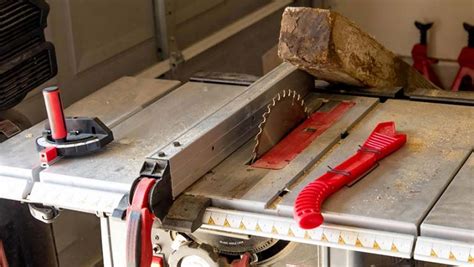 Best Table Saw Fence Reviews With Buying Guide