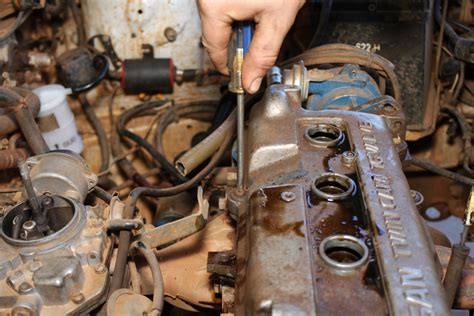 How To Change The Valve Cover Gasket On A 1996 Nissan Sentra