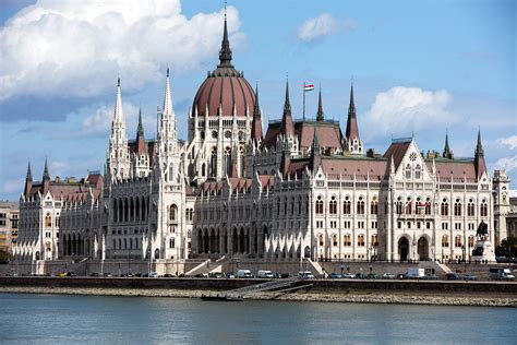 36 Budapest Parliament Building Inspirasi Yang Pas Untuk Hunian Anda