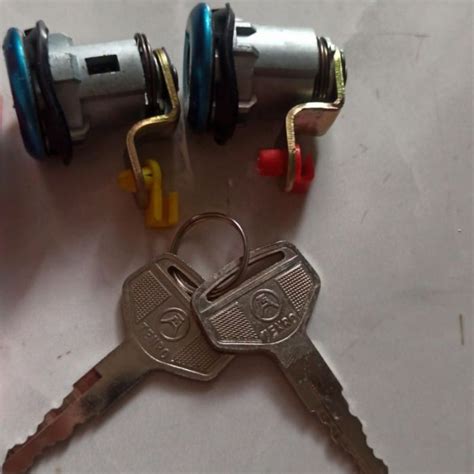 Jual Door Key Kunci Pintu Set Daihatsu Charade Shopee Indonesia