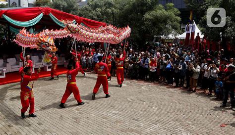 Foto Atraksi Budaya China Dan Betawi Meriahkan Perayaan Cap Go Meh Di