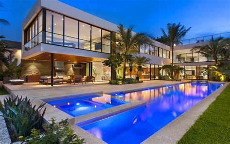 Modern Miami Beach House With Tropical Beauty In Florida Home Design